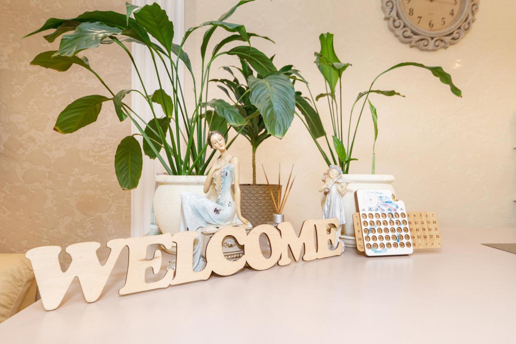 L.O.Y Family Hotel Dnipro Esterno foto